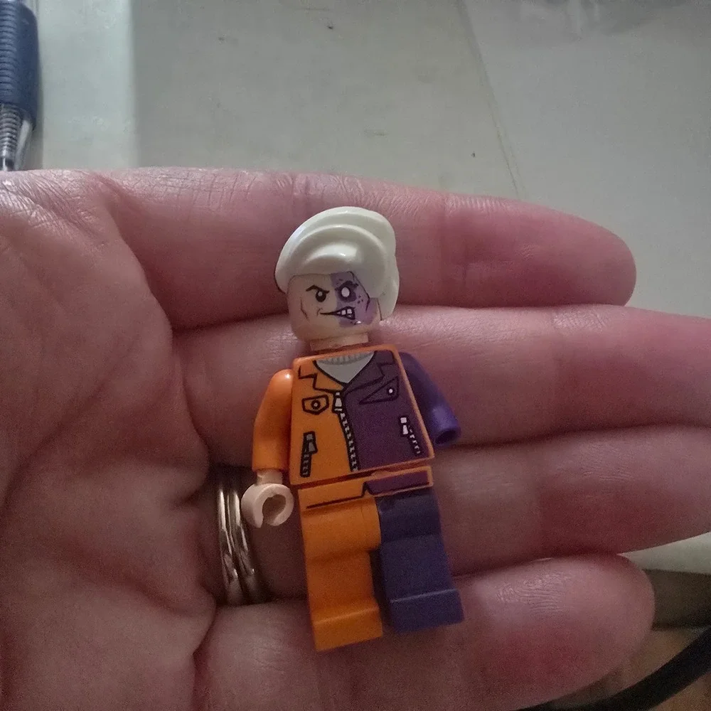 LEGO DC Super Heroes Two-Face Minifigure Orange Purple Jacket Batman Villain